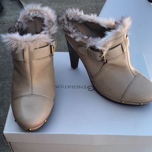 BCBG Generation cream mules